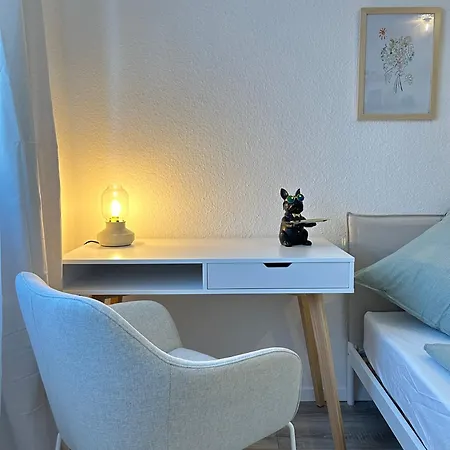 Modernes Designer-Apartment Fuer 7 Gaeste - 80Qm In Zentraler Lage, Self-Check-In Karlsruhe Exterior photo