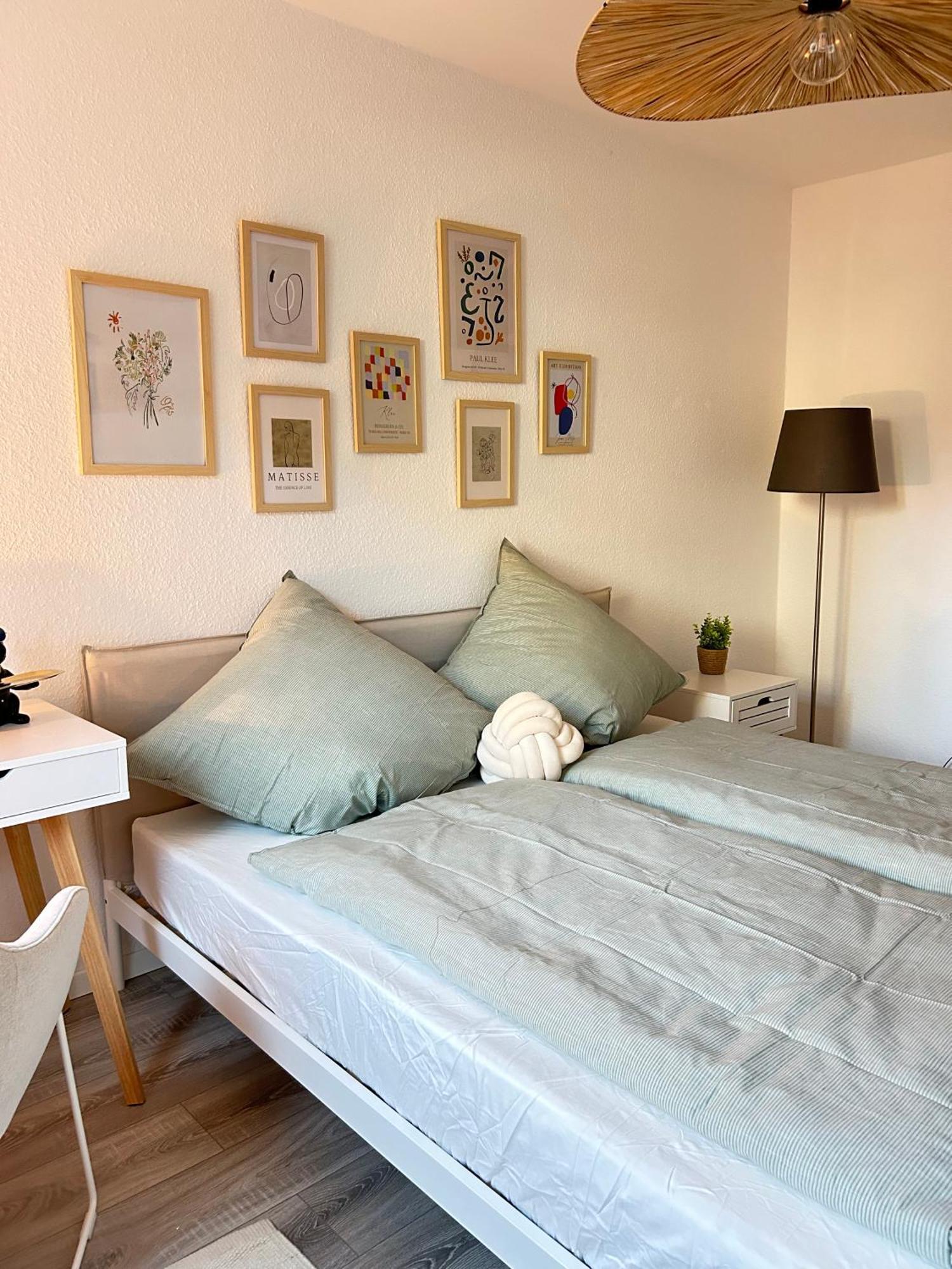 Apartment Modernes Designer-apartment Fuer 7 Gaeste - 80qm In Zentraler Lage, Self-check-in *