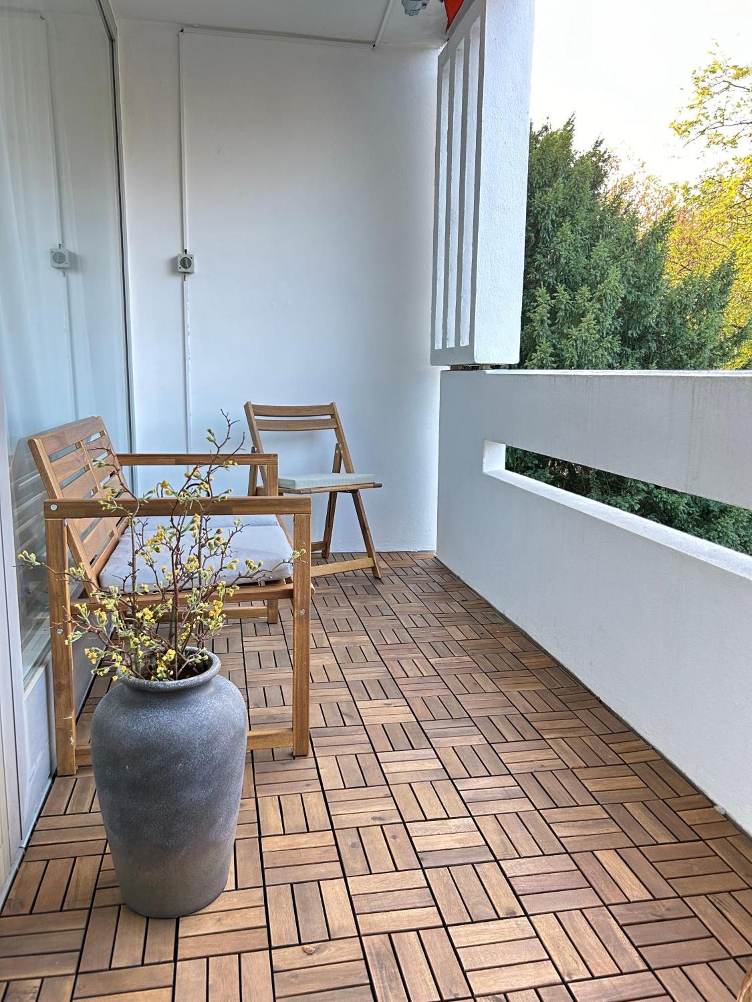 Modernes Designer-apartment Fuer 7 Gaeste - 80qm In Zentraler Lage, Self-check-in Apartment