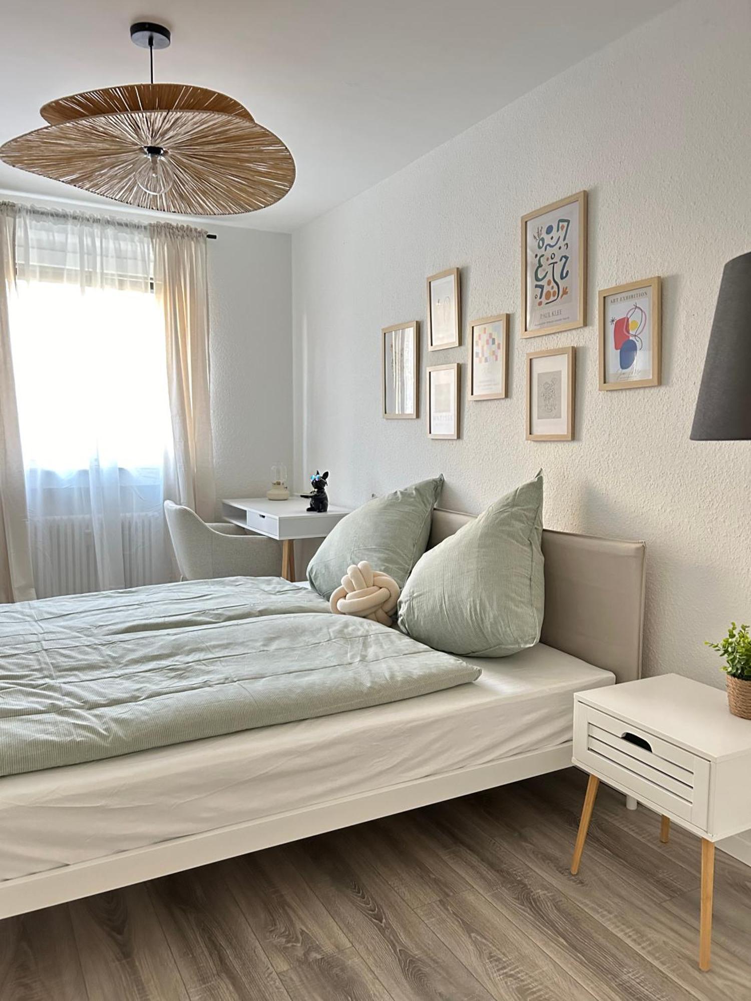 Apartment Modernes Designer-apartment Fuer 7 Gaeste - 80qm In Zentraler Lage, Self-check-in
